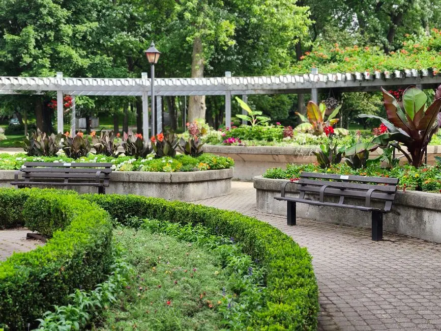 Greens & Outdoors at PRESTIGE KALANAGAR, Bandra East, Mumbai